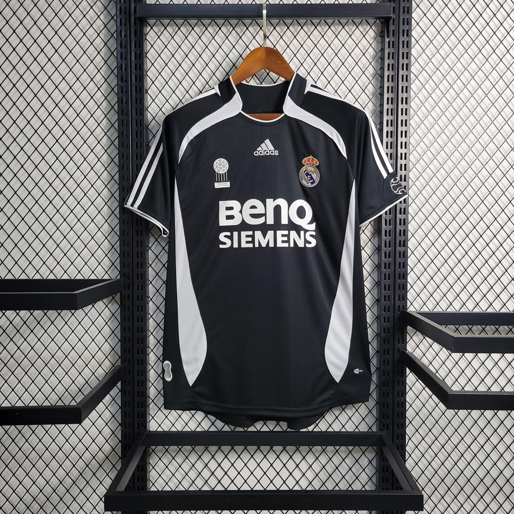 Camiseta Retro Real Madrid Segunda 06/07