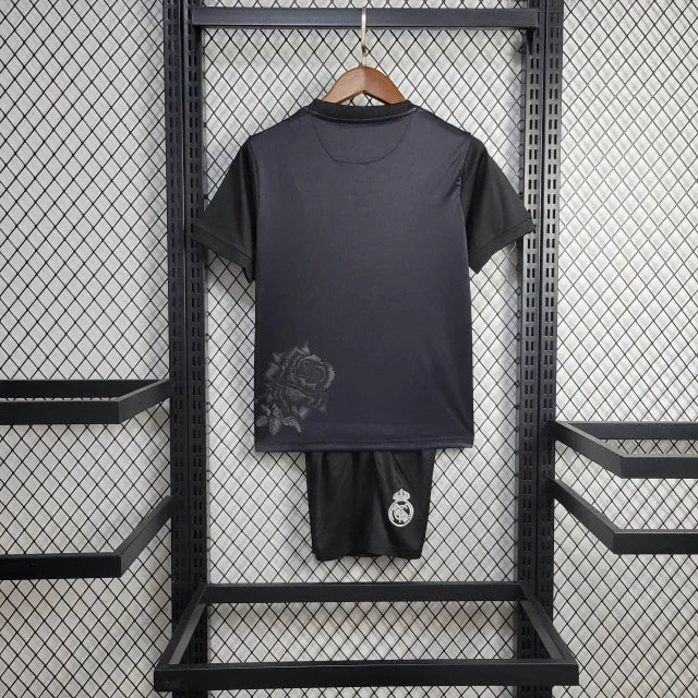 Conjunto NiƱos Real Madrid Y3 NEGRO 23/24 + 5 REGALOS š