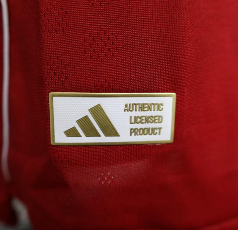 Liverpool Home Player Jersey 2025/26 - Long Sleeve