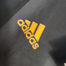 Cortaviento Real Madrid Negra 2022