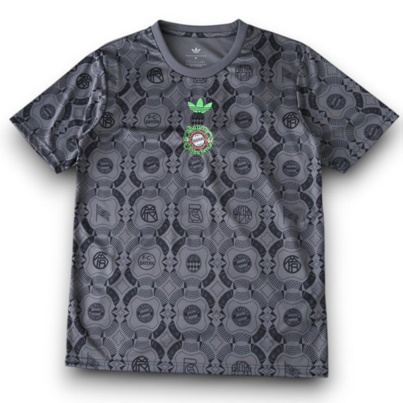 Bayern Munich Training Jersey 2025/26